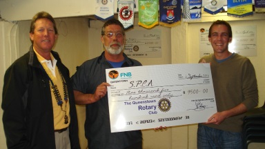 FOR THE ANIMALS: The Queenstown Rotary Club recently presented the SPCA with a cheque to help with their running expenses. From left were Rotary Club president Marc Bradley, Rotarian Peter Uhlig and chairman of the Friends of the SPCA, Jako Jacobs