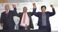 PRESIDENTIAL VISIT: President Jacob Zuma, left, with Eastern Cape premier Phumulo Masualle and Water and Sanitation Department Minister Nomvula Mokonyane Picture: ZOLILE MENZELWA
